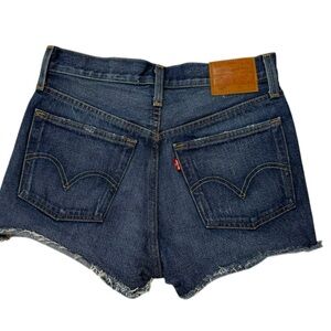 501 Levi's Dark Blue Button‎ Fly Jean Shorts for Women - Large